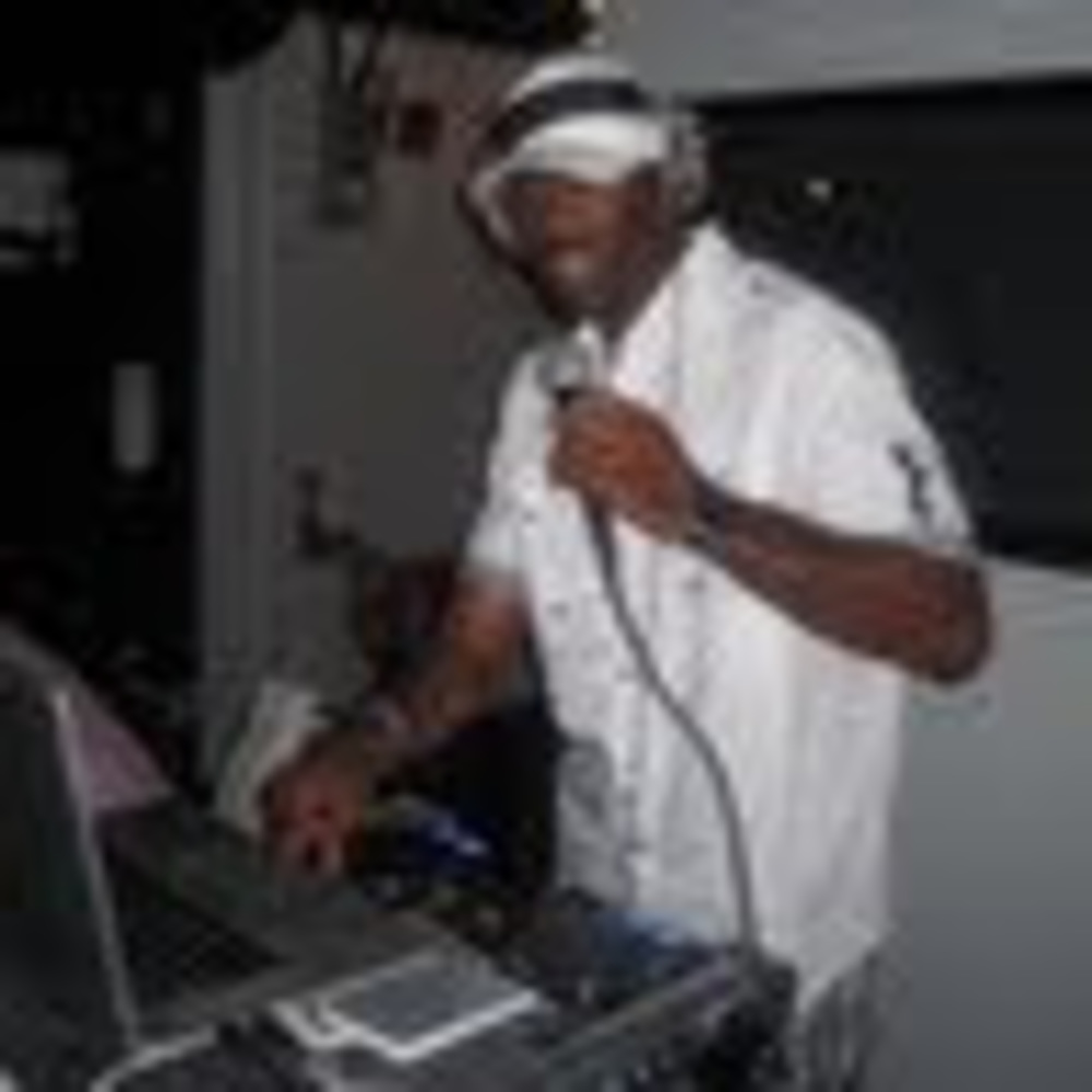 Meet your Posher, Emile